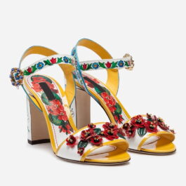 Sandały kwiatowe w stylu boho