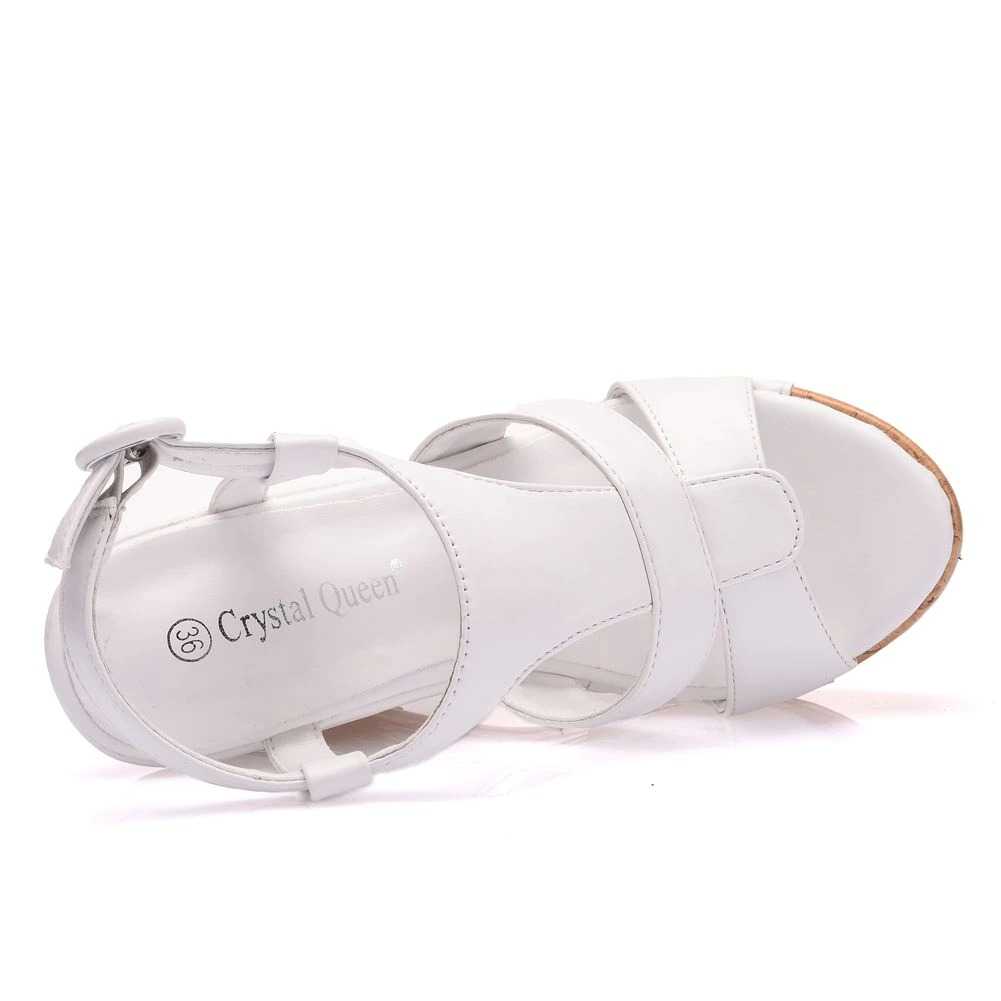 Białe sandały na platformie - obrazek 5