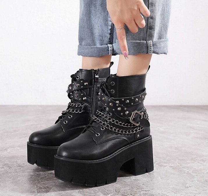 Botki platformy w stylu punk - obrazek 5