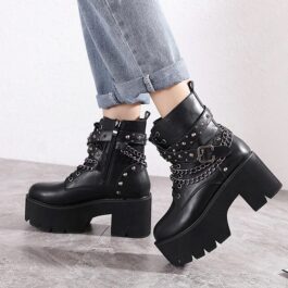 Botki platformy w stylu punk