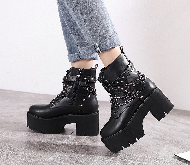 Botki platformy w stylu punk - obrazek 2