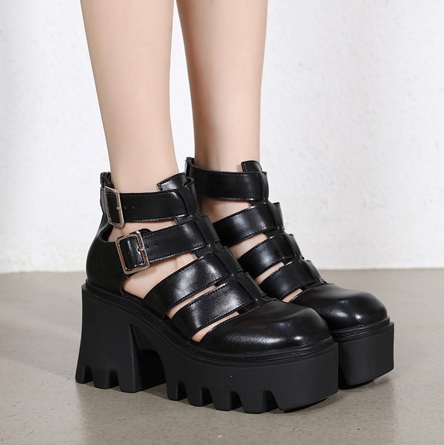 Platformy z wycięciami - obrazek 5