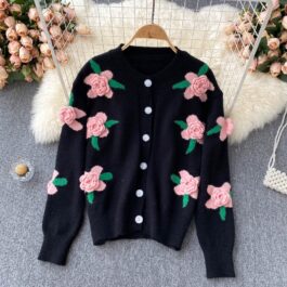 Kardigan z kwiatami