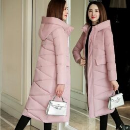 Płaszcz pikowany z kapturem