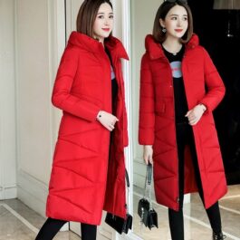 Płaszcz pikowany z kapturem